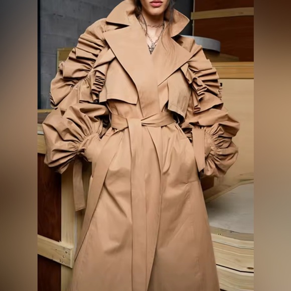 NEW $195 London Britberry Tan Ruffle Sleeve Trench Coat